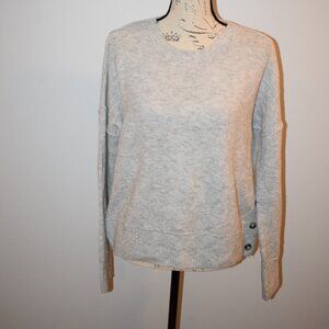Vince Camuto long sleeve gray crew neck sweater exposed seams small